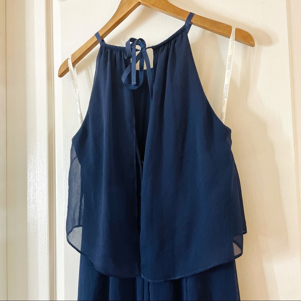 David’s Bridal Flounced Crinkle chiffon dress - Picture 5 of 8